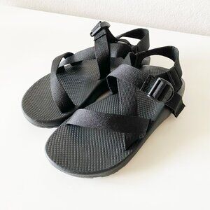 Chaco Men's Z/Cloud Sandals Solid Black Travel Hiking Size 9 EXCELLENT